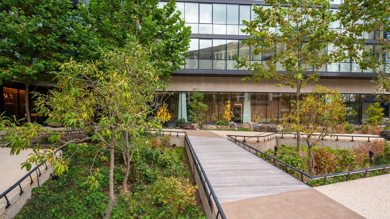 Photo of Outdoor in Gallaudet
