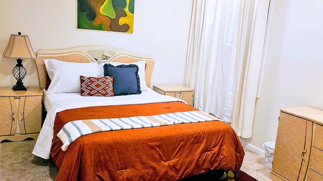 Photo of Bedroom in Glenarden