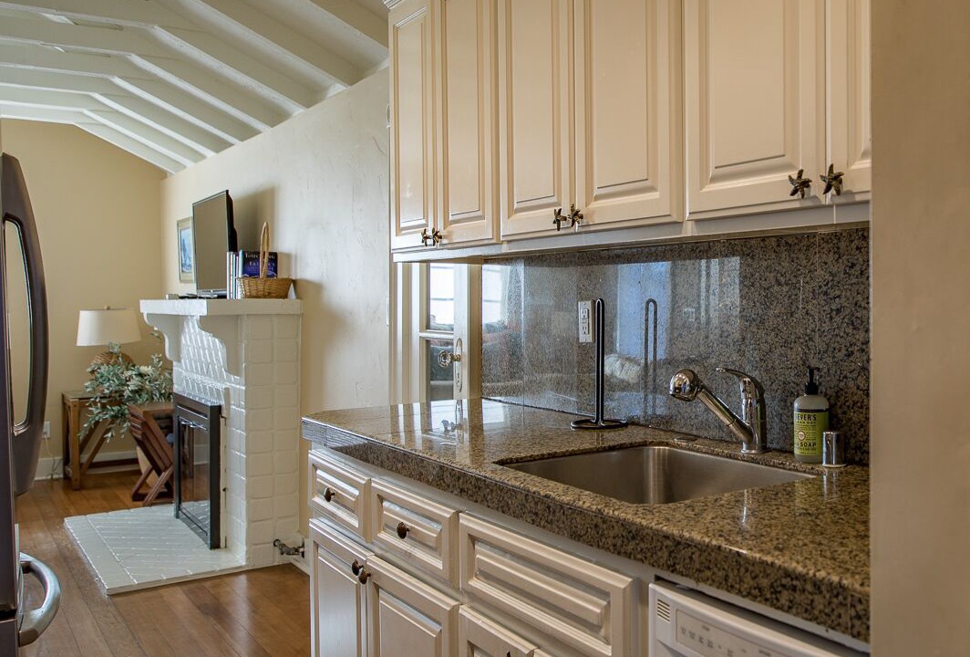 Photo of Kitchen in Laguna Beach