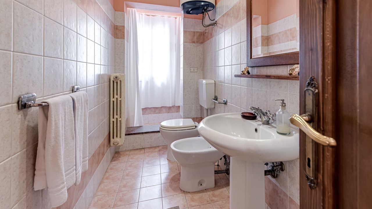 Photo of Bathroom in Gattaia