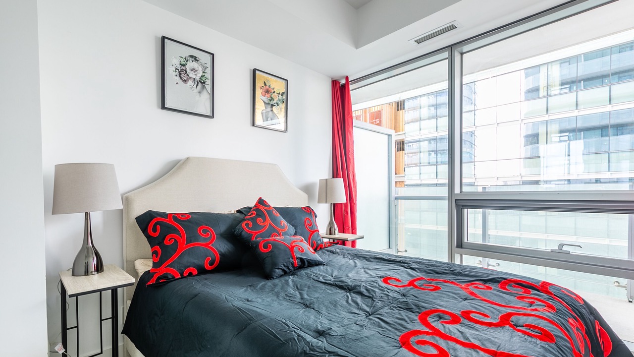 Photo of Bedroom in Toronto Entertainment District
