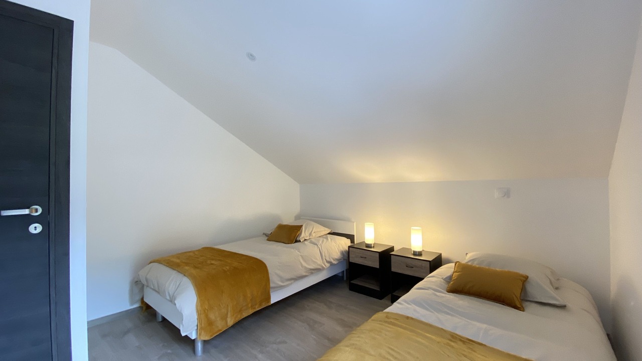 Photo of Bedroom in Mercury