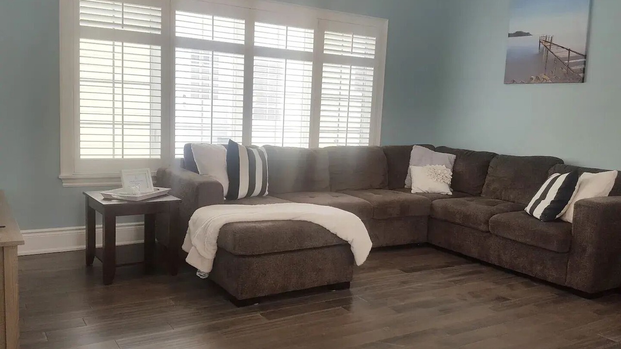 Photo of Bedroom in Crystal Beach