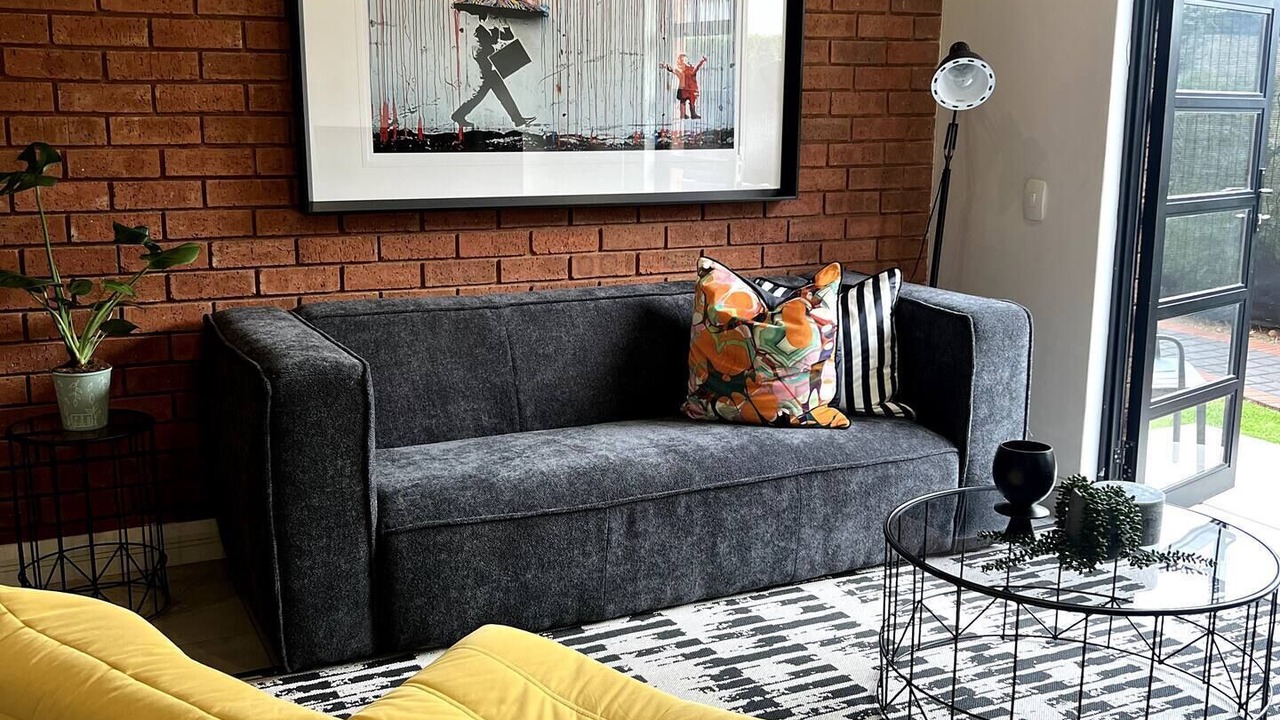 Photo of Livingroom in Greater Johannesburg Metropolitan Area