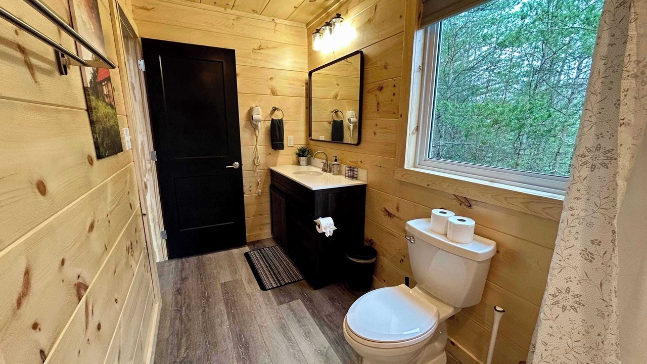 Photo of Bathroom in Stanton