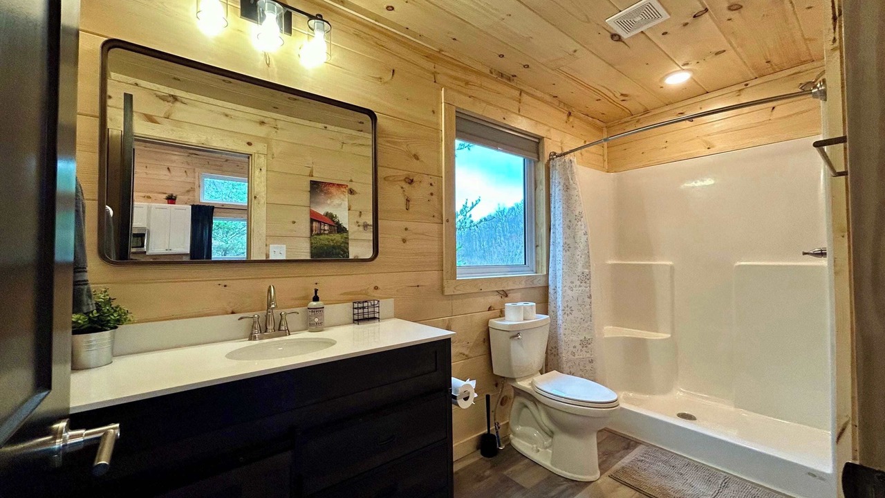 Photo of Bathroom in Stanton
