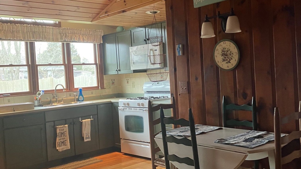 Photo of Kitchen in Misquamicut