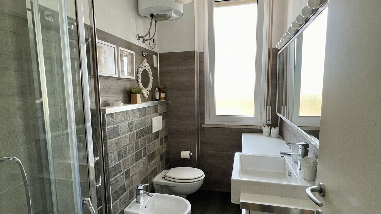 Photo of Bathroom in Pinarella
