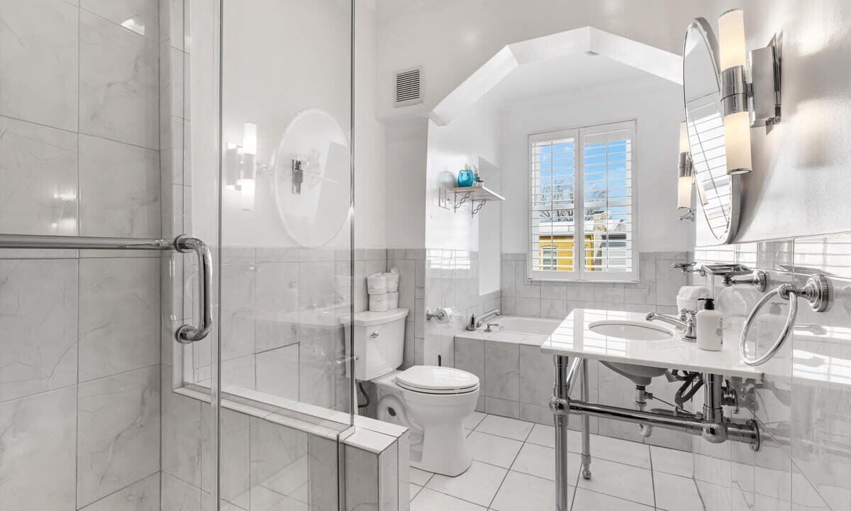 Photo of Bathroom in Park View