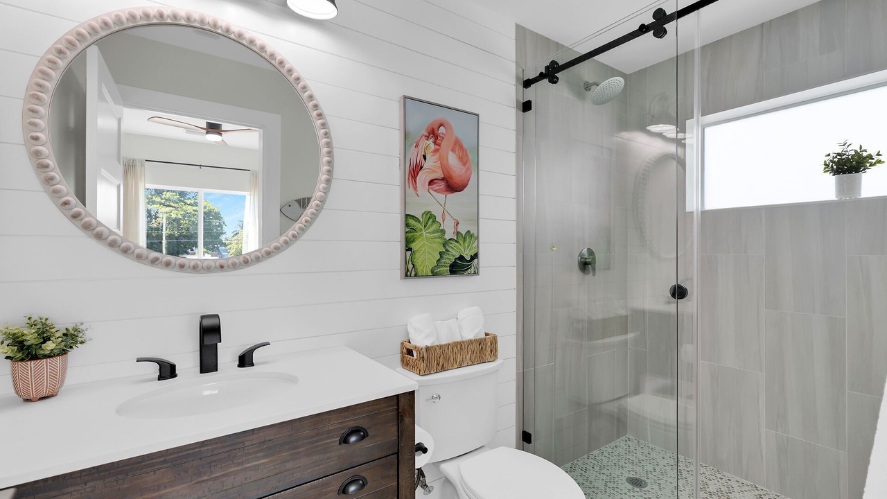 Photo of Bathroom in Marathon