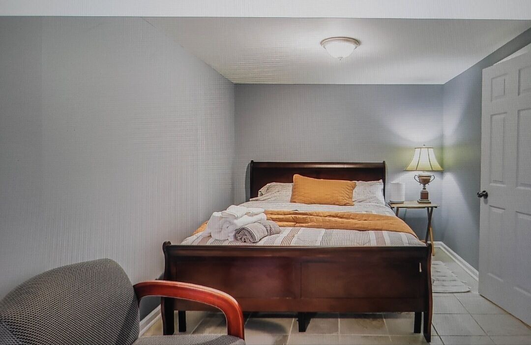 Photo of Bedroom in Hillandale