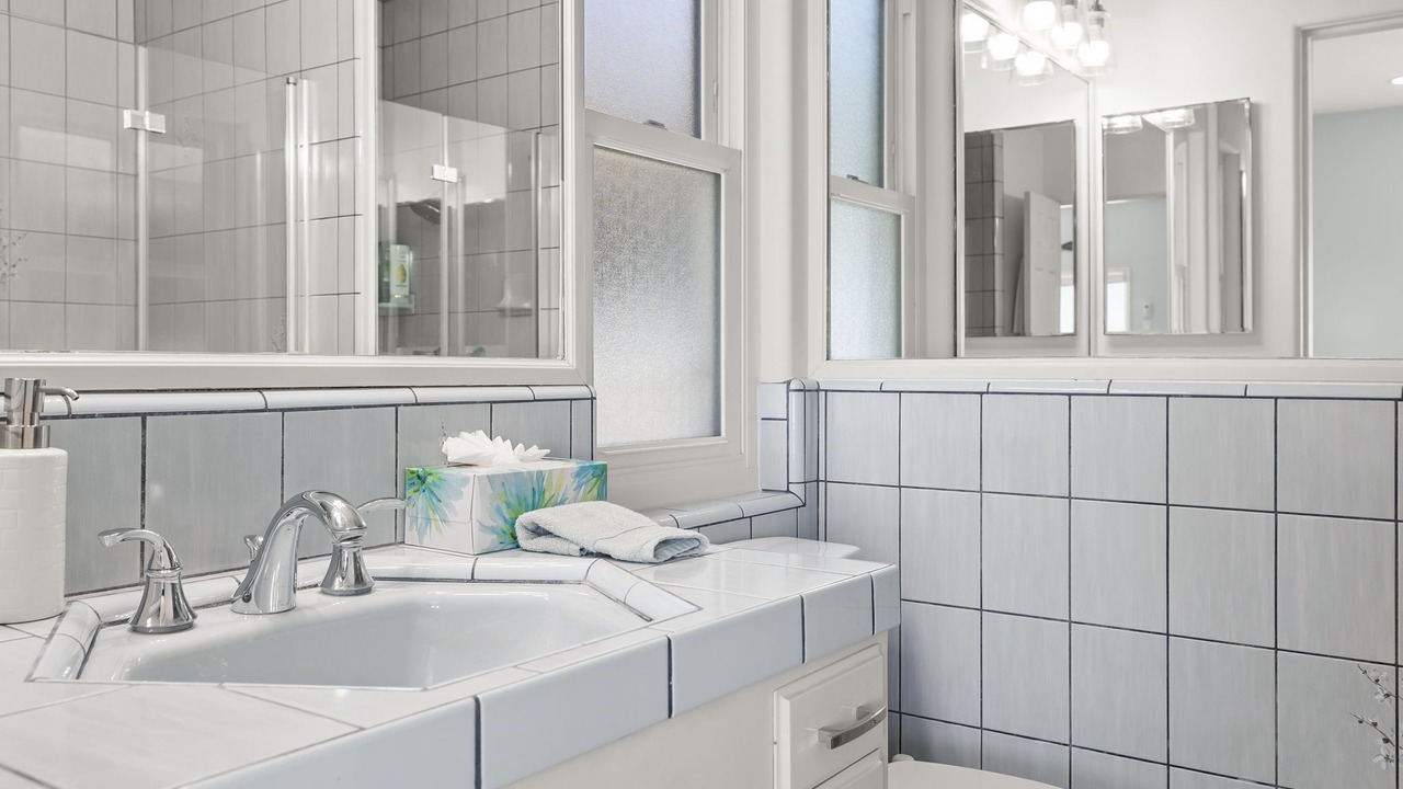 Photo of Bathroom in Faria Beach