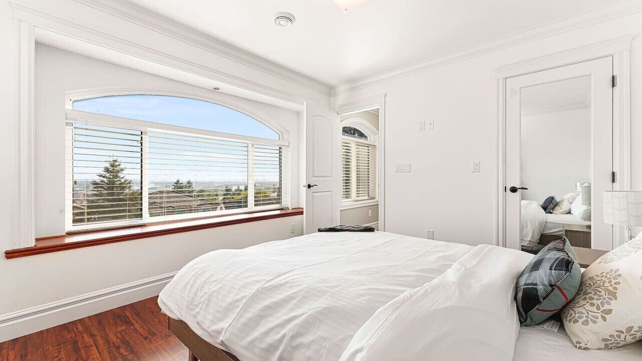 Photo of Bedroom in Fraserview