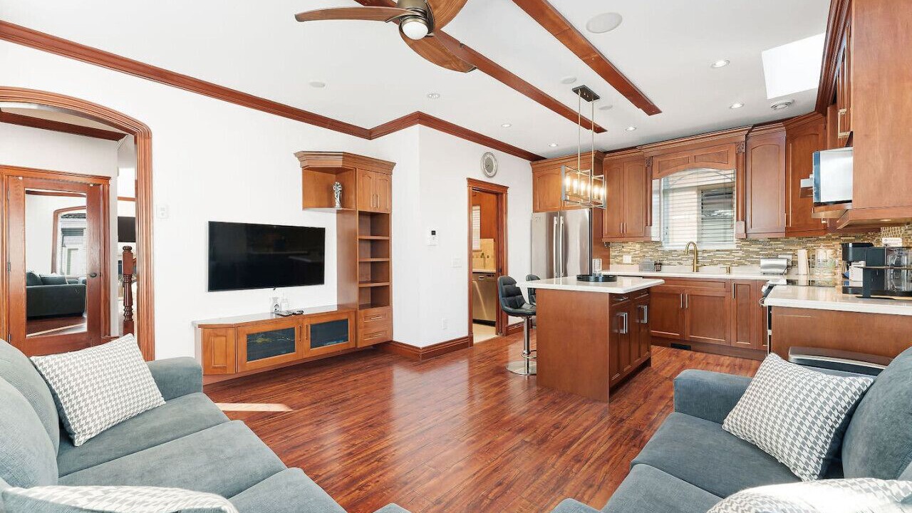 Photo of Bedroom in Fraserview
