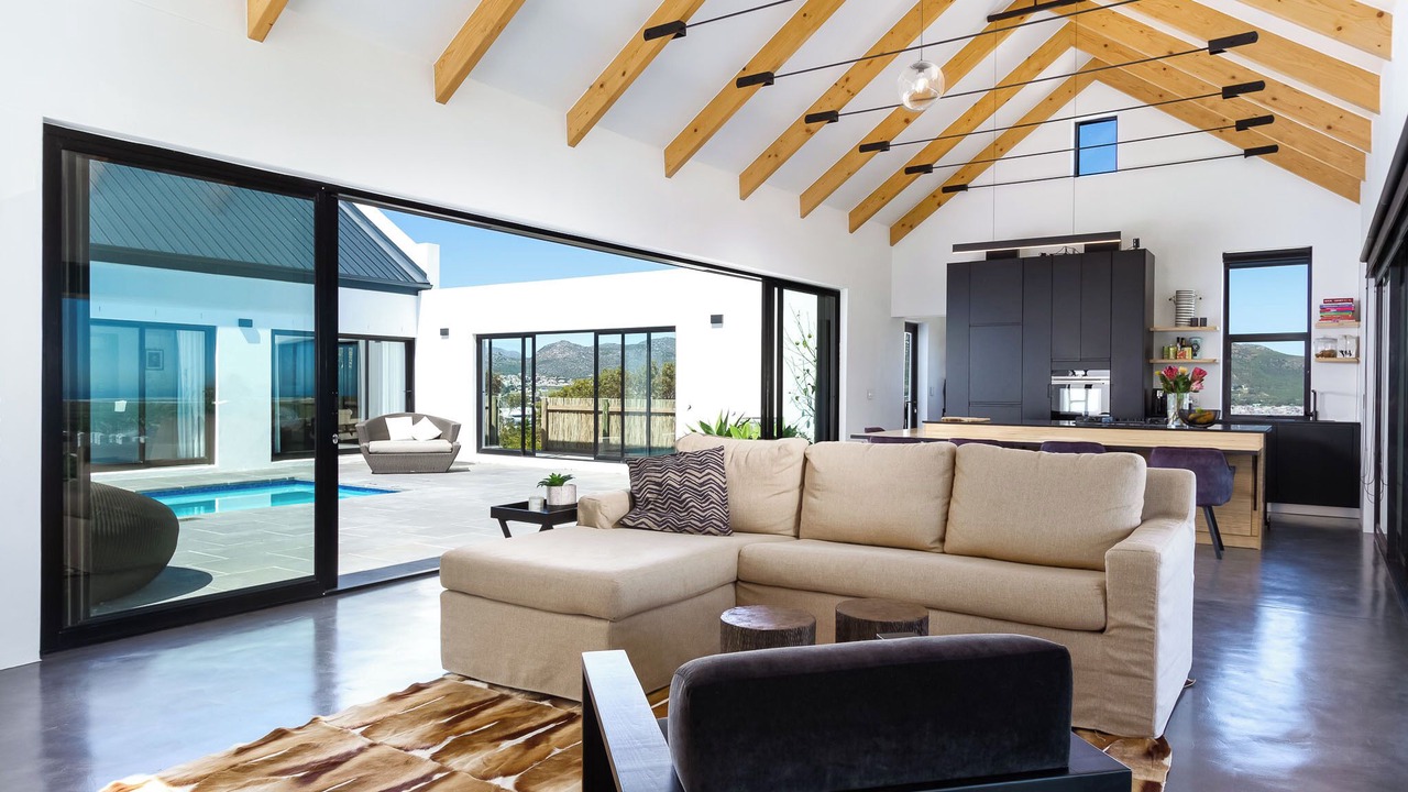Photo of Livingroom in Noordhoek