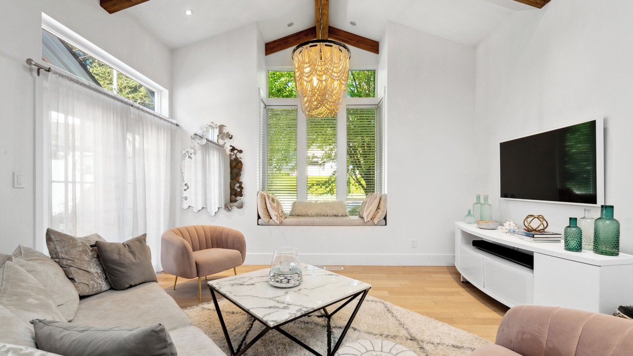 Photo of Livingroom in Canyon Heights