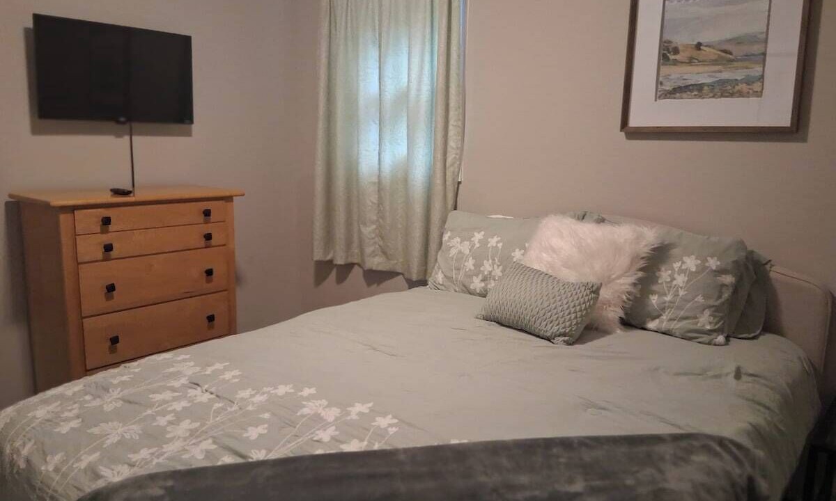Photo of Bedroom in Statesville