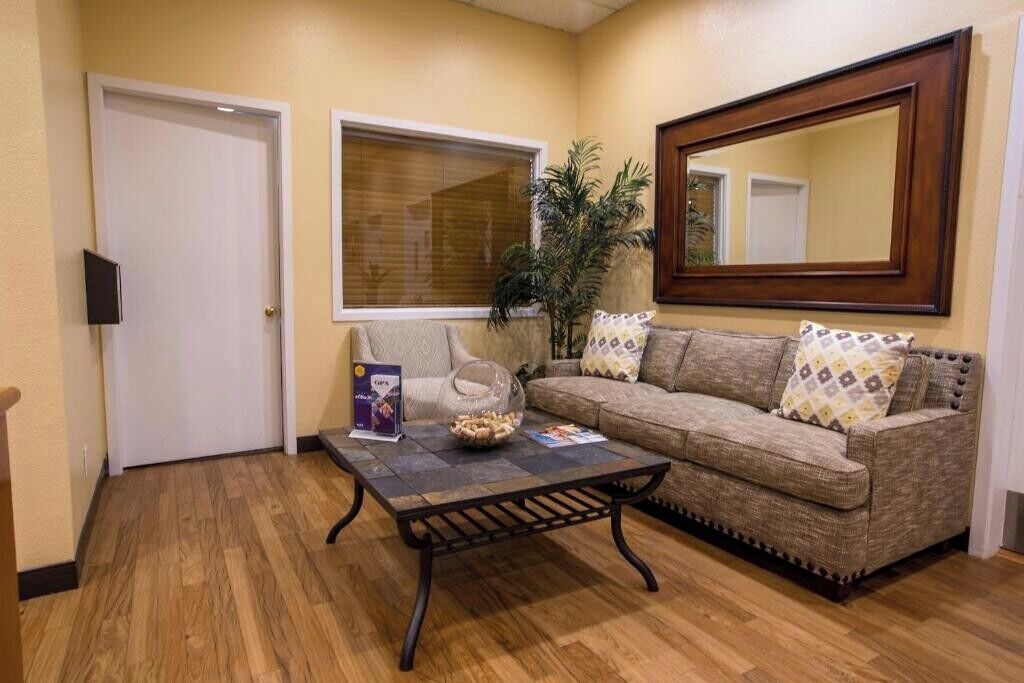 Photo of Livingroom in Napa