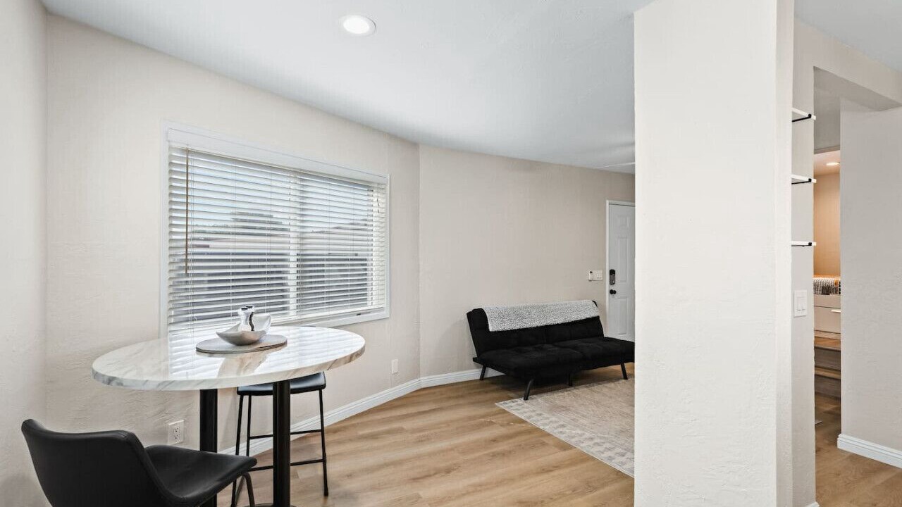 Photo of Livingroom in Linda Vista