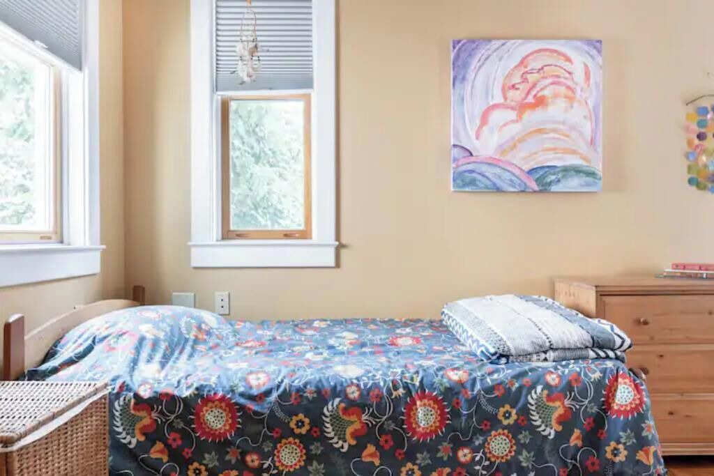Photo of Bedroom in Takoma Park