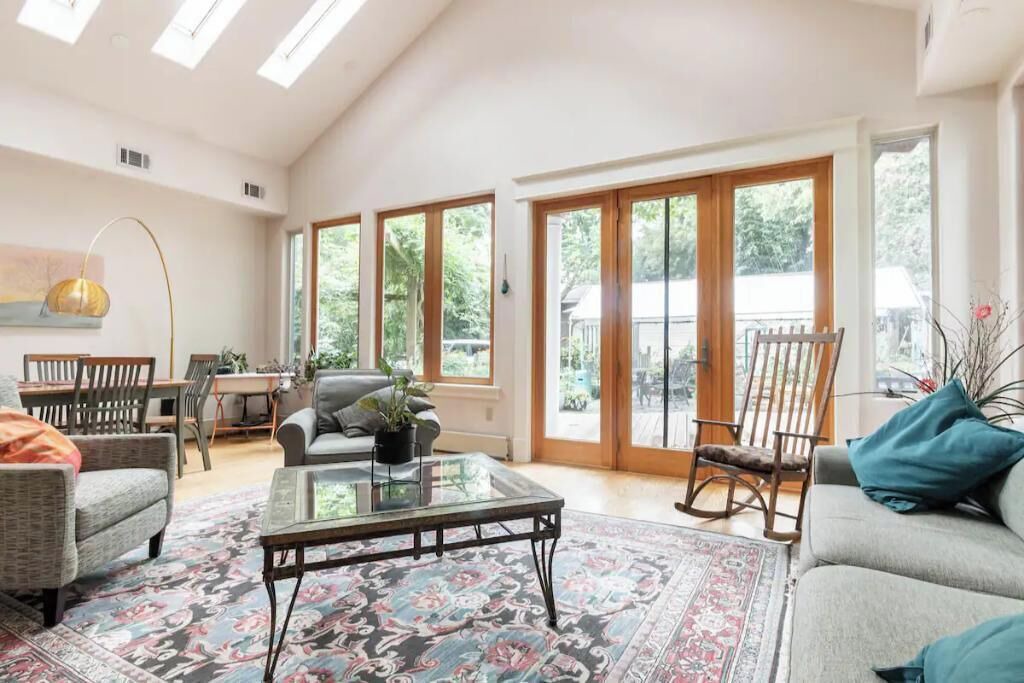 Photo of Livingroom in Takoma Park