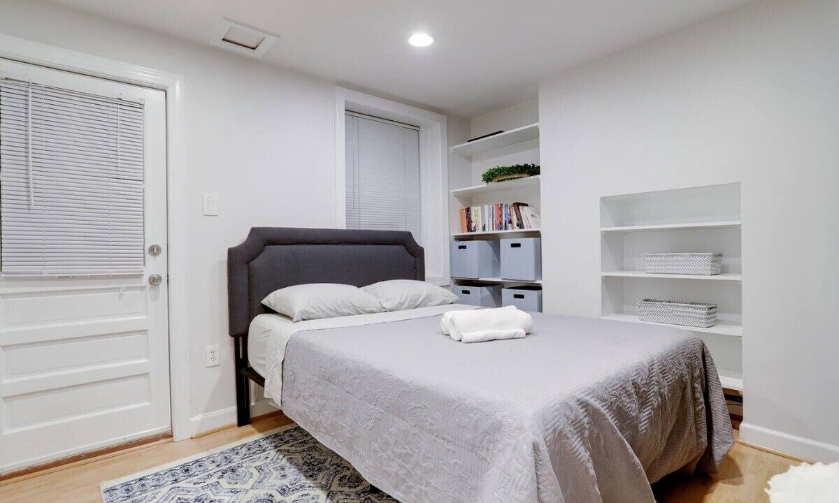 Photo of Bedroom in U Street Corridor