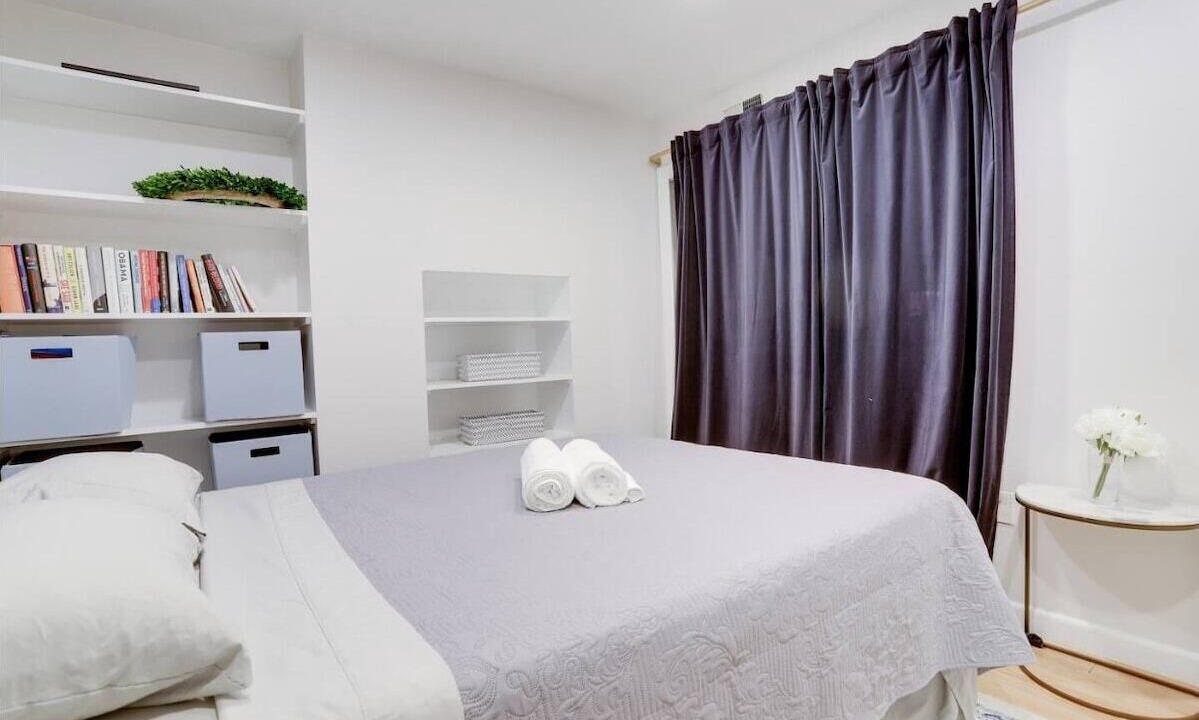 Photo of Bedroom in U Street Corridor