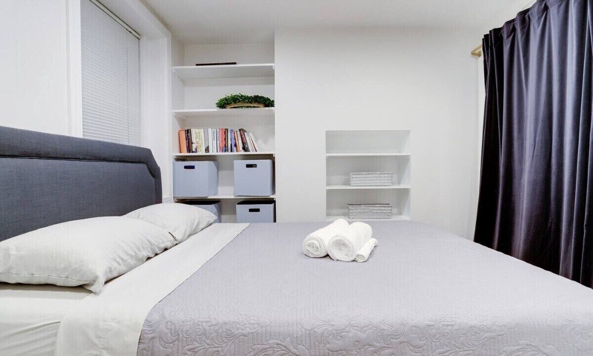 Photo of Bedroom in U Street Corridor