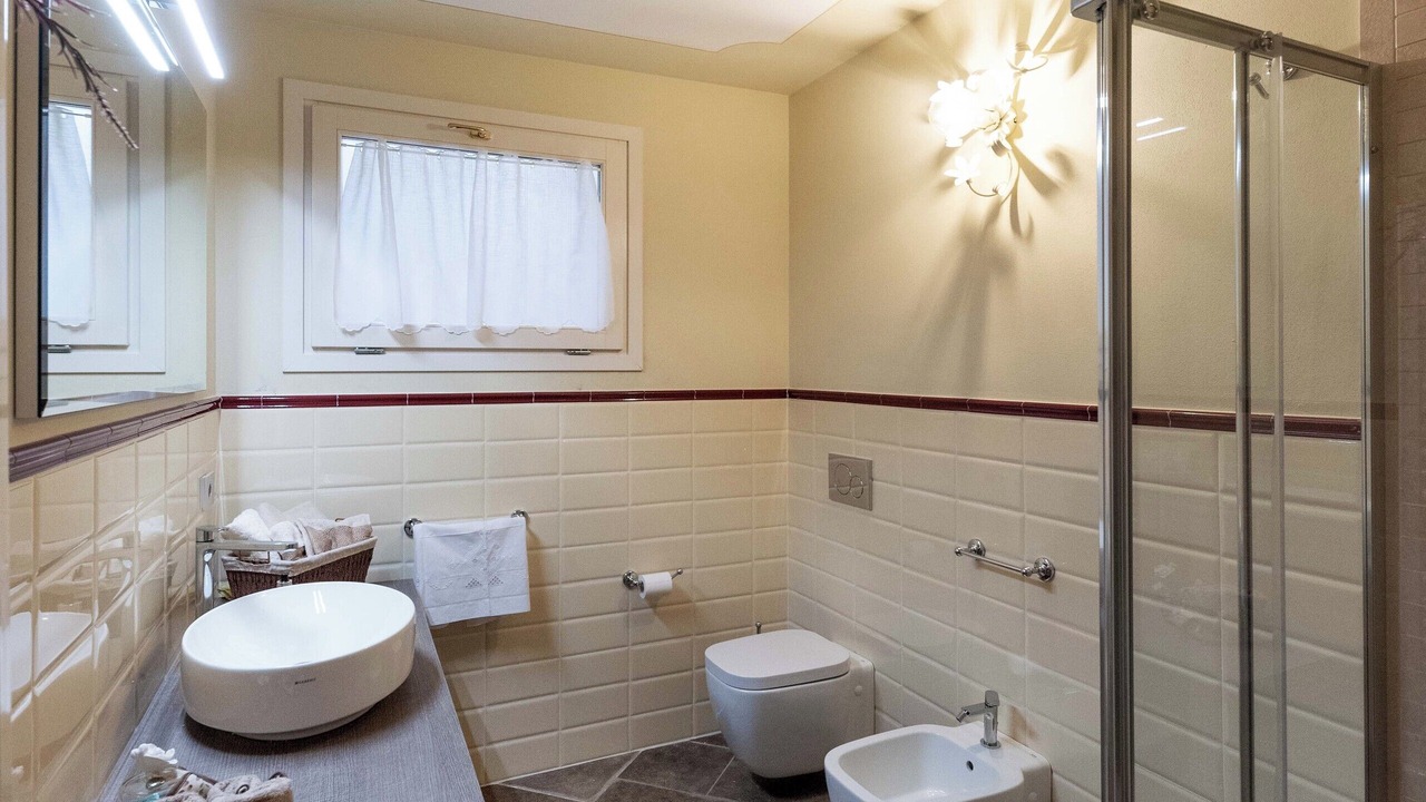 Photo of Bathroom in Palaia