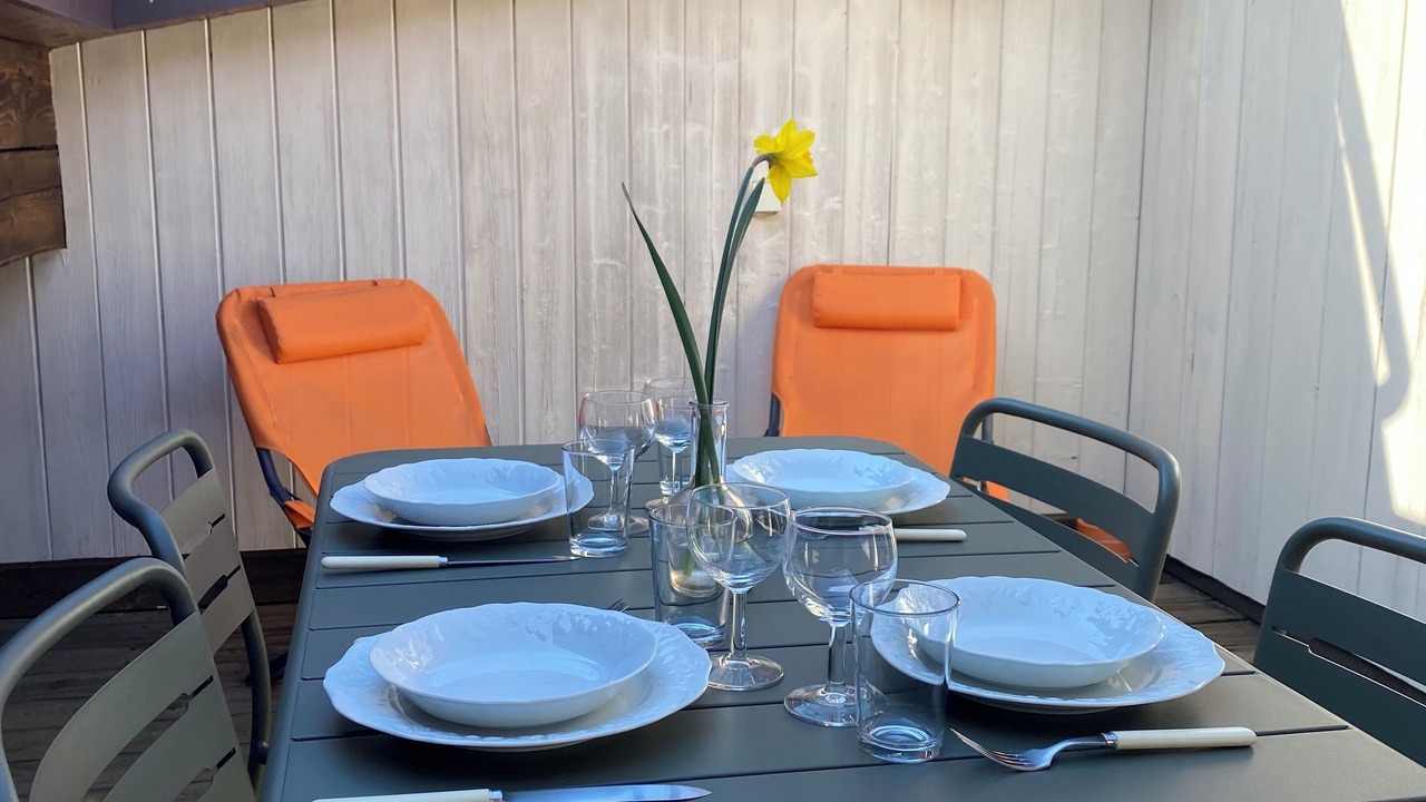 Photo of Outdoor in Demi-Quartier