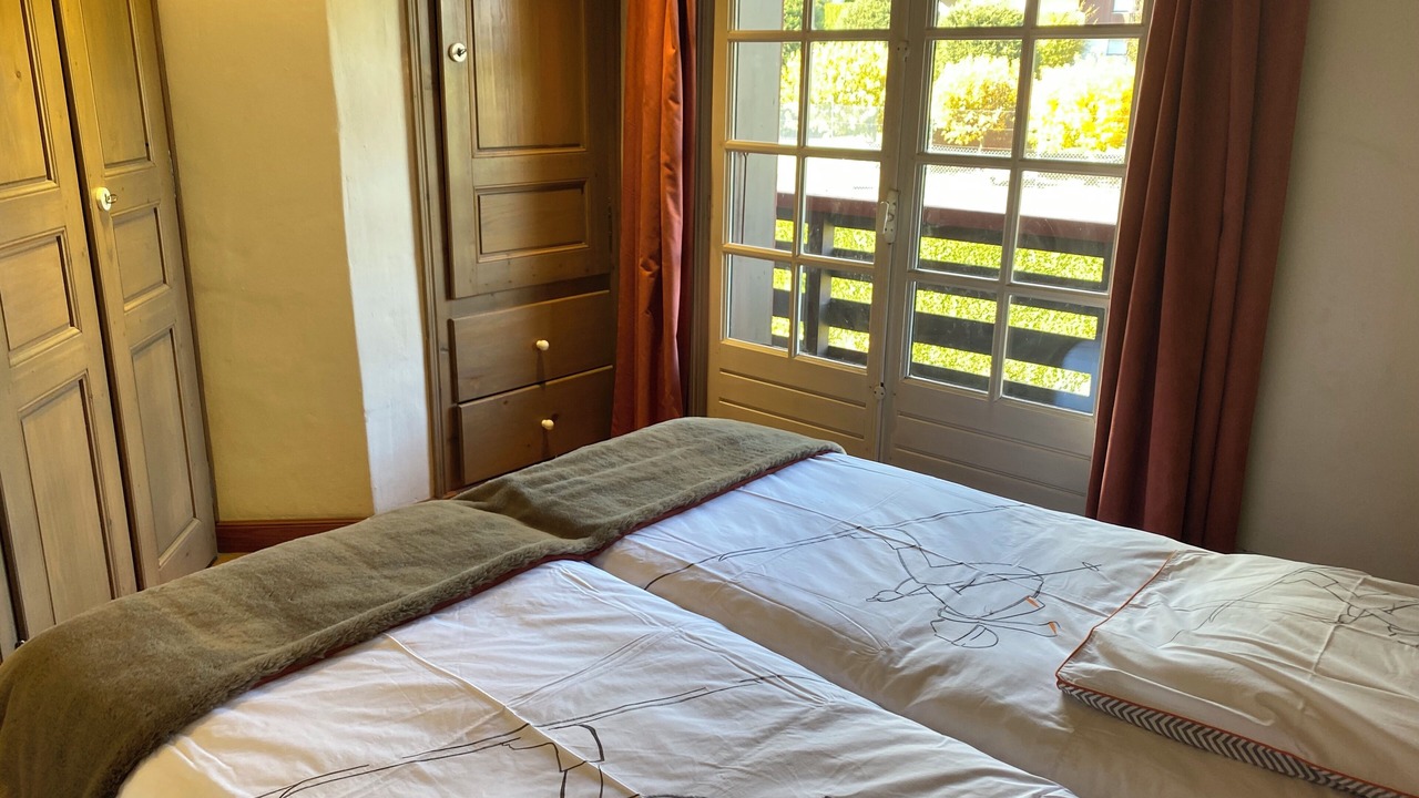 Photo of Bedroom in Demi-Quartier