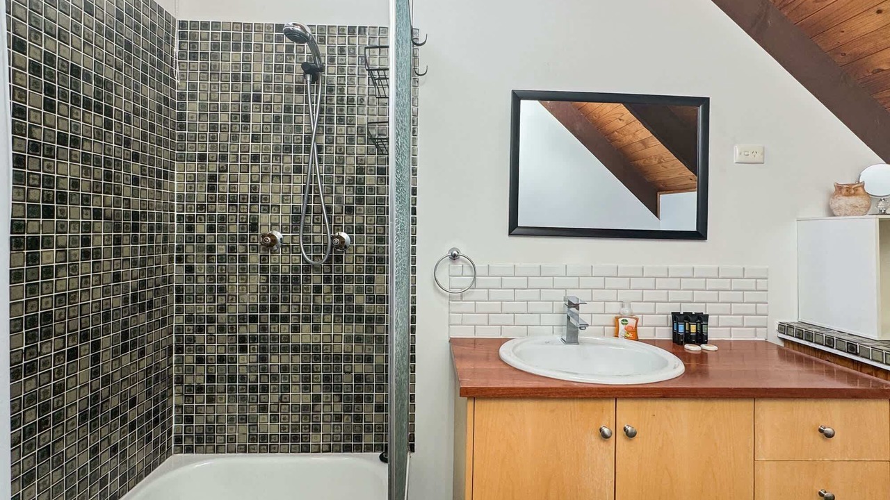 Photo of Bathroom in Broulee
