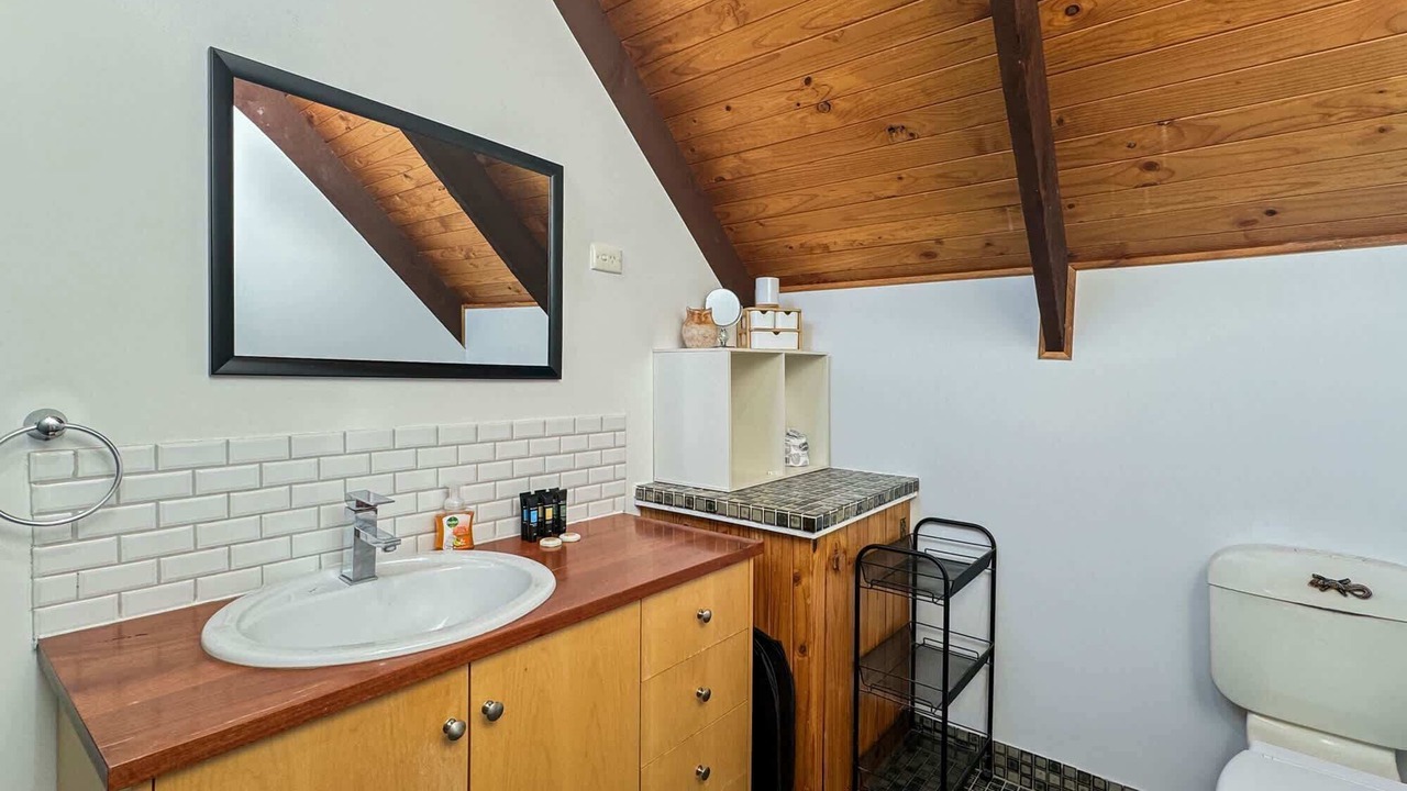 Photo of Bathroom in Broulee