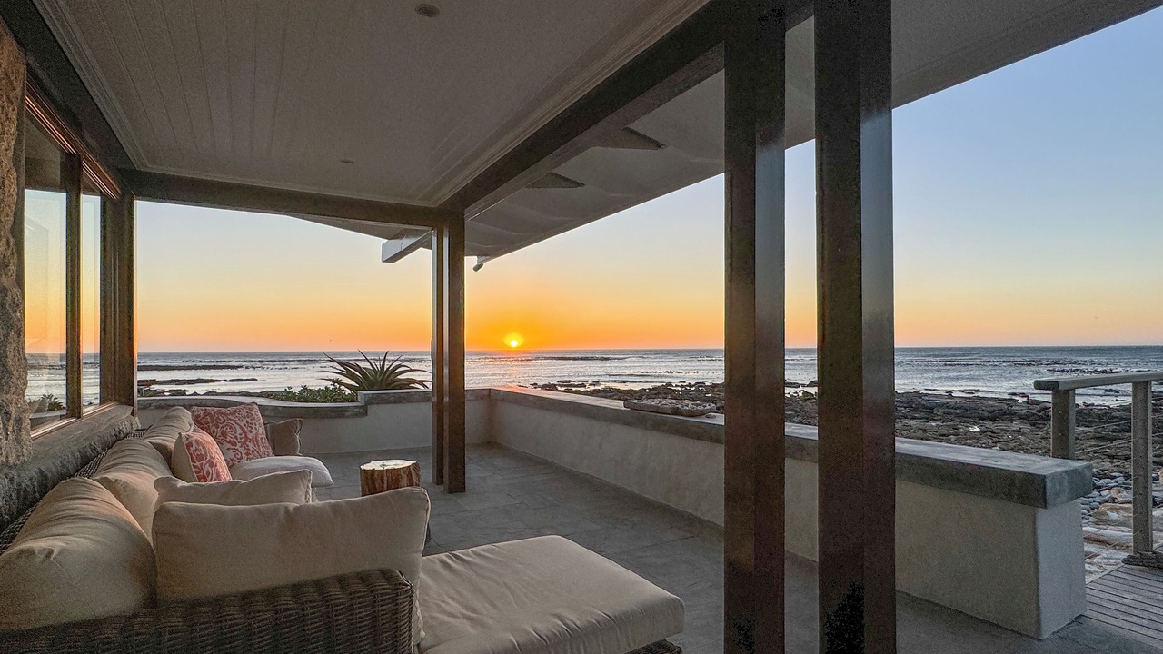 Photo of Patio Balcony in Noordhoek