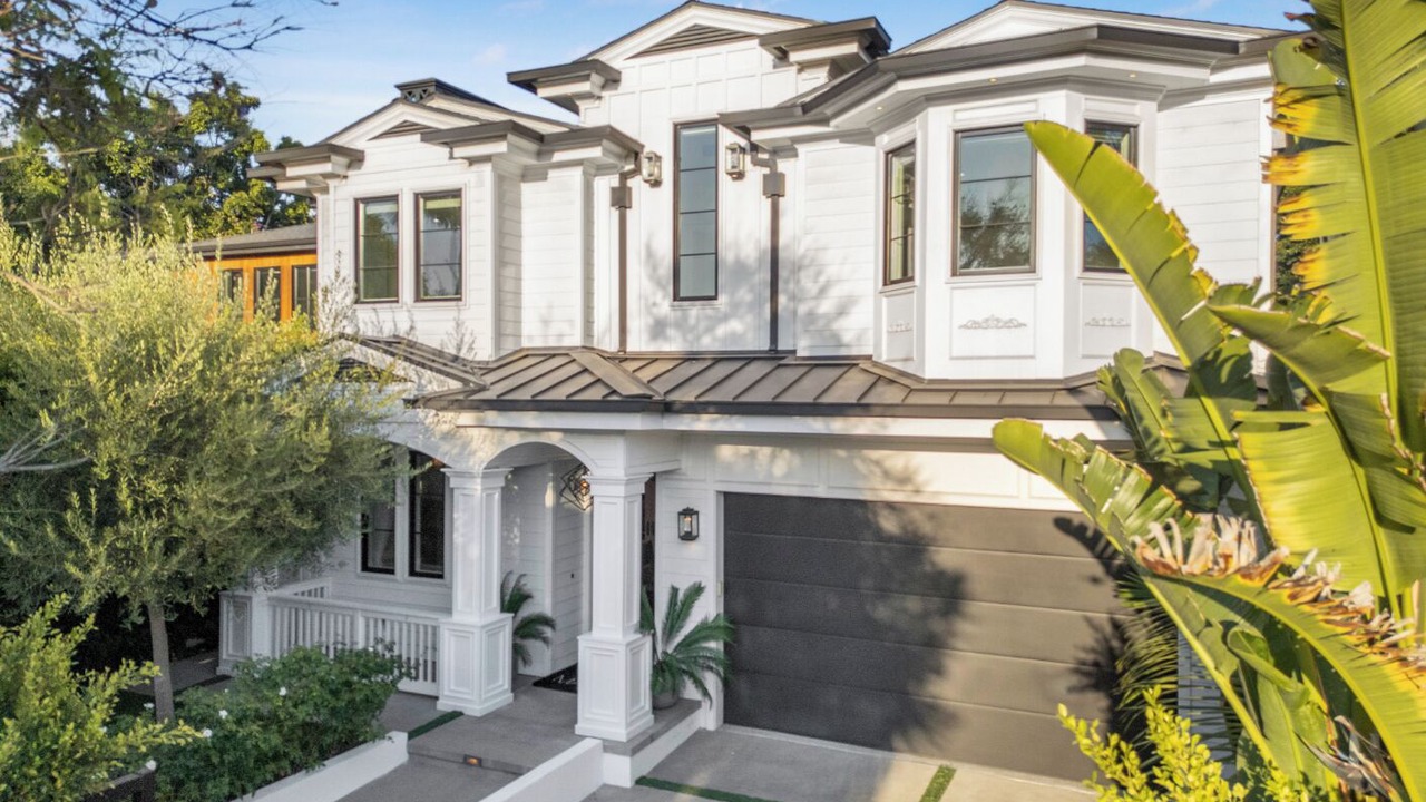 Photo of Outdoor in Melrose