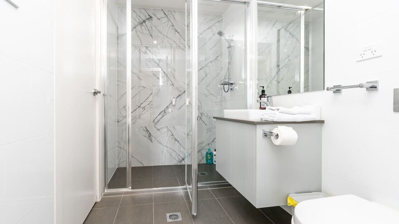 Photo of Bathroom in Lawson
