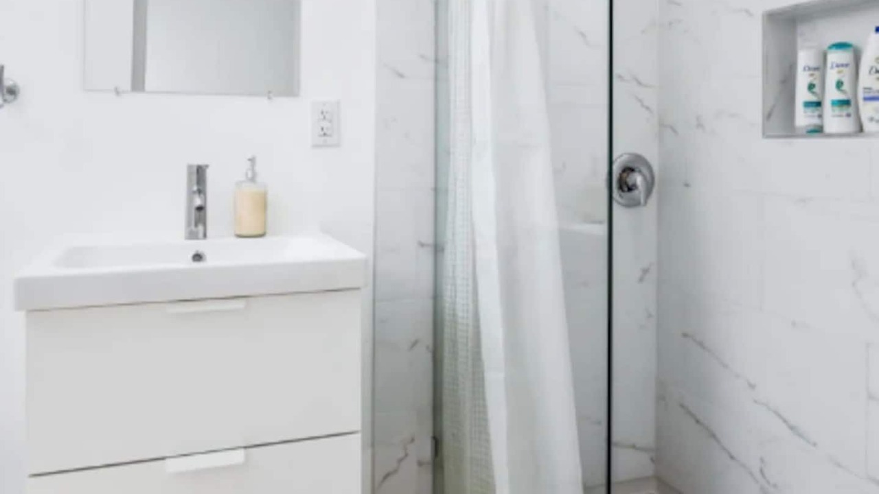 Photo of Bathroom in Ventura