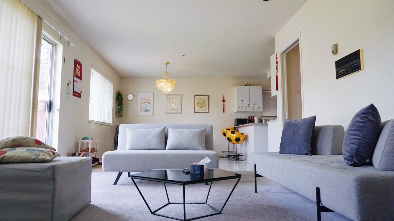 Photo of Livingroom in Fraserview