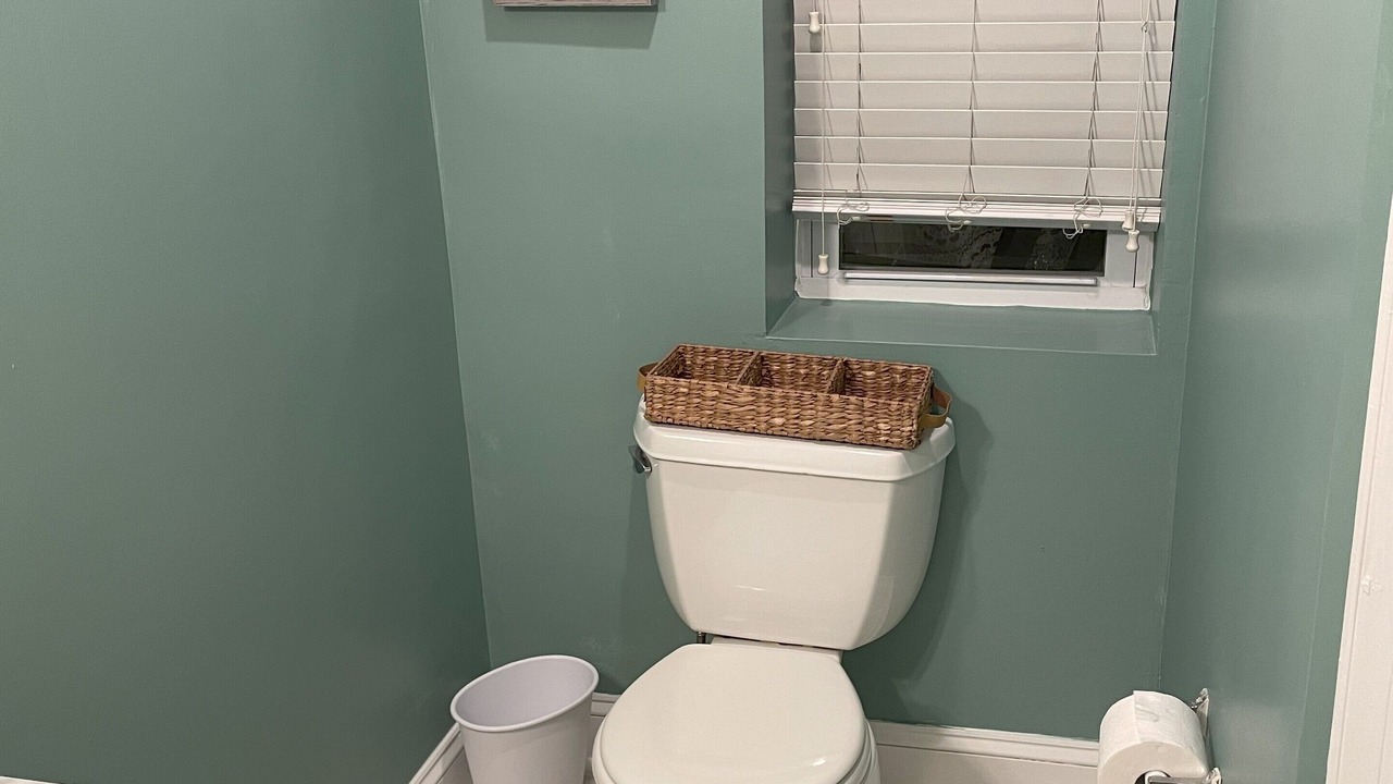 Photo of Bathroom in Petworth