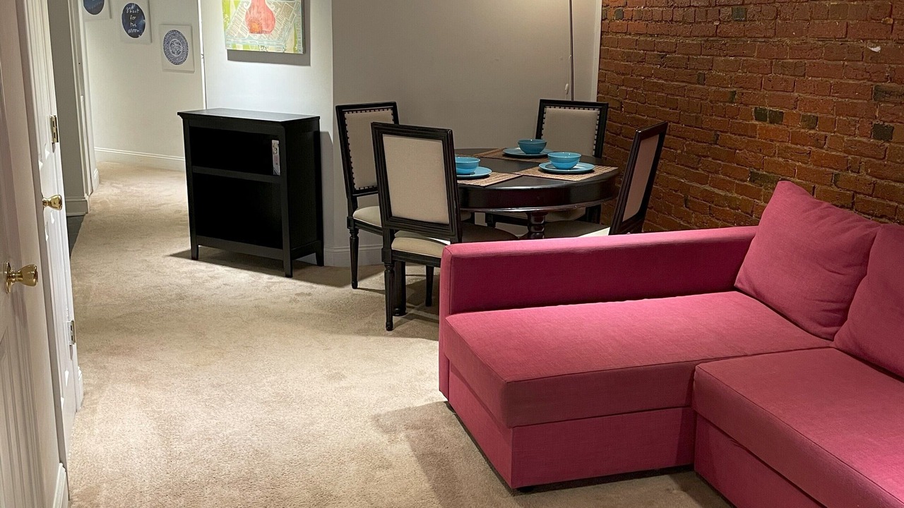 Photo of Livingroom in Petworth