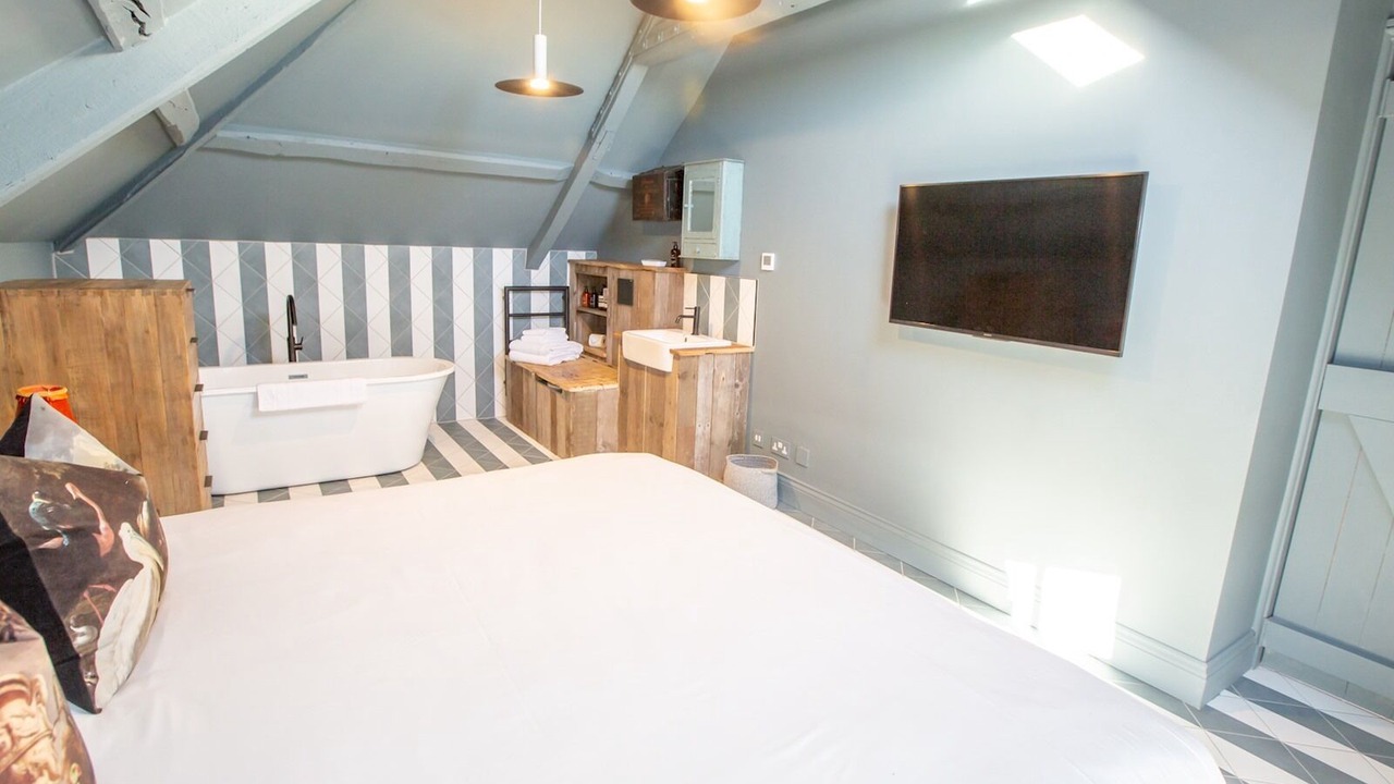 Photo of Bedroom in Deddington