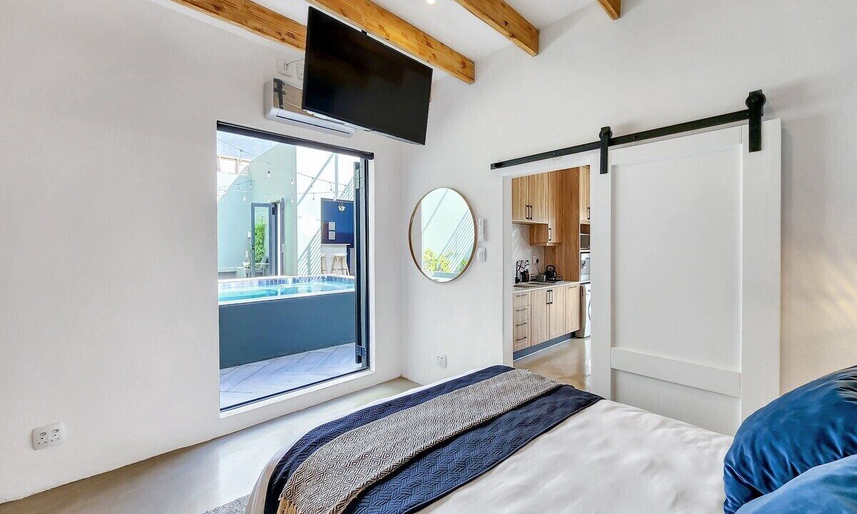 Photo of Bedroom in Cape Town City Centre
