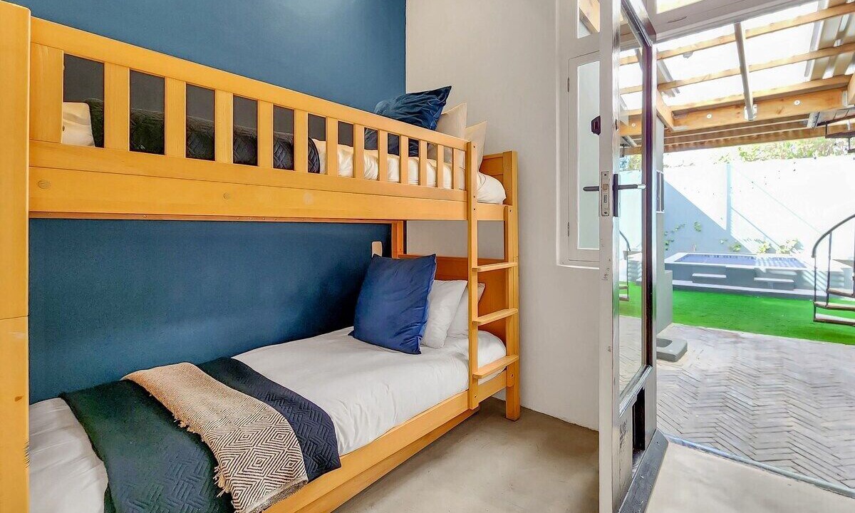 Photo of Bedroom in Cape Town City Centre