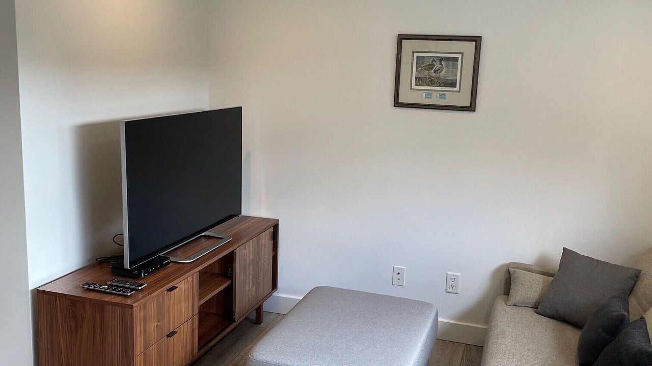 Photo of Livingroom in District of North Vancouver