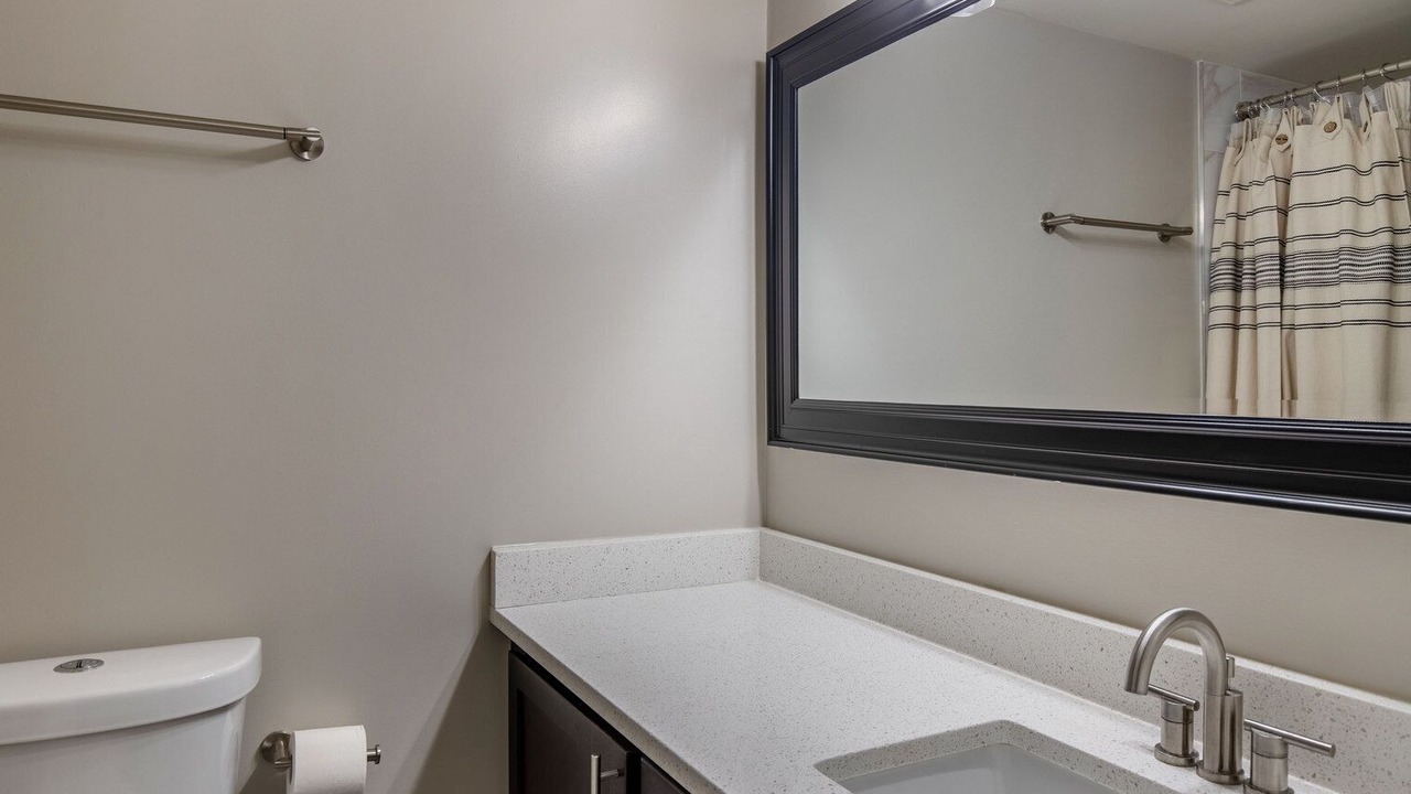 Photo of Bathroom in Connecticut Ave - K Street