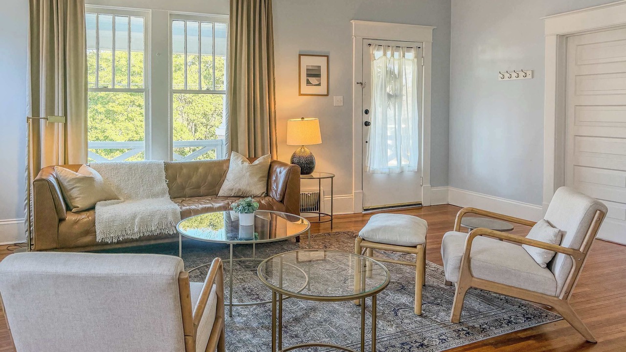 Photo of Livingroom in Salisbury