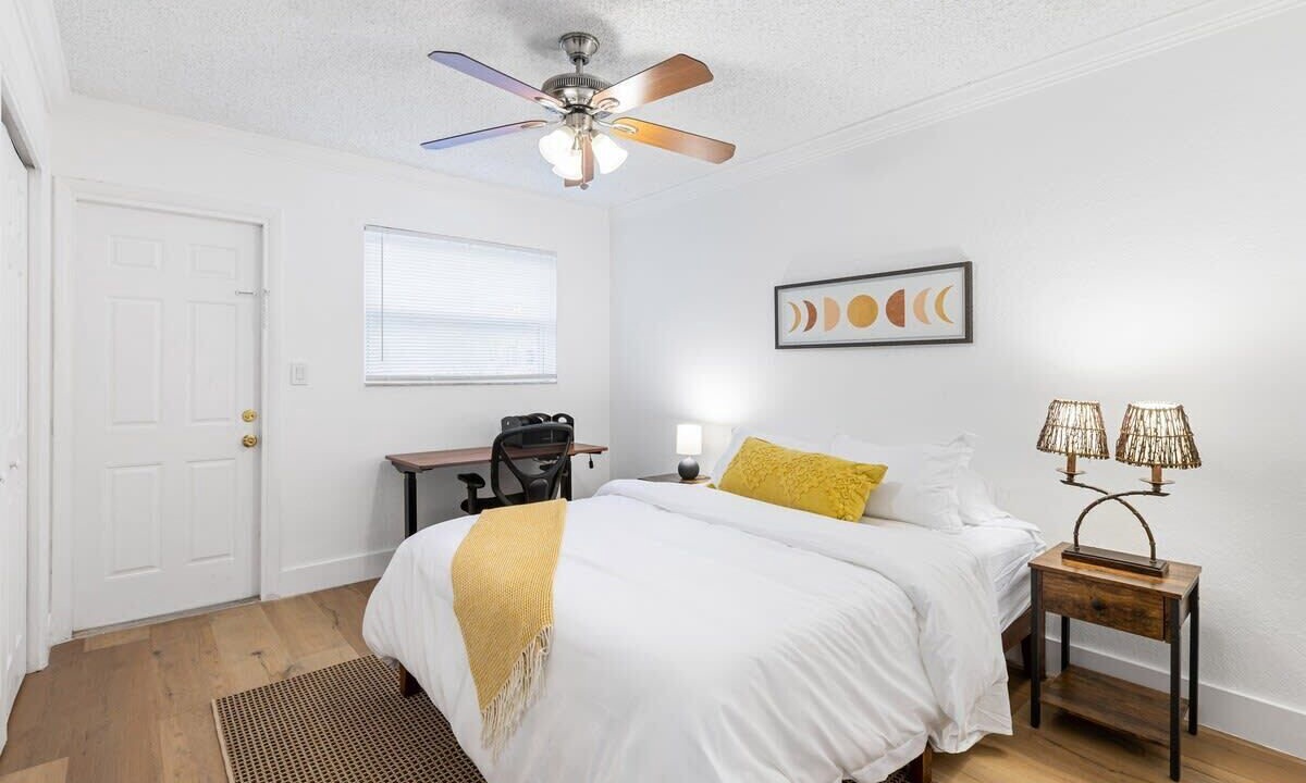 Photo of Bedroom in Sailboat Bend