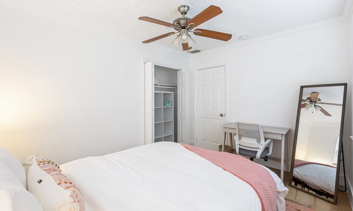 Photo of Bedroom in Sailboat Bend