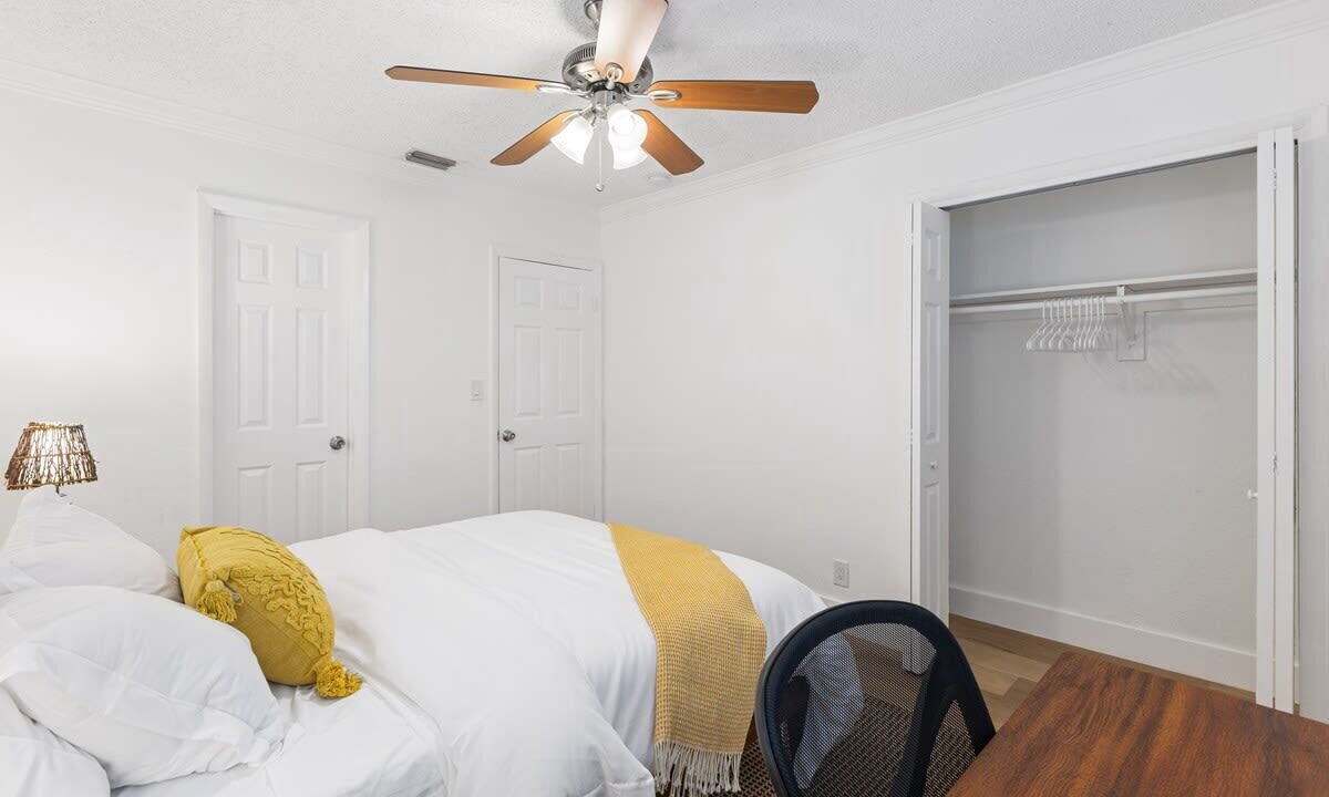 Photo of Bedroom in Sailboat Bend