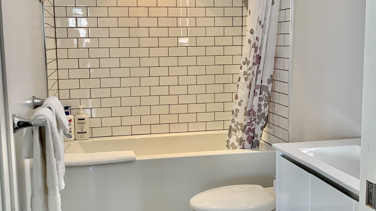 Photo of Bathroom in Crosstown